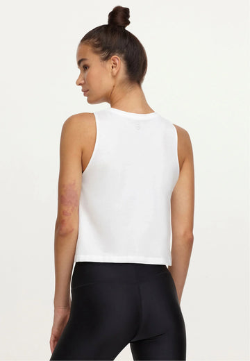 Weißes Yoga Top Damen Rückansicht lockerer Schnitt