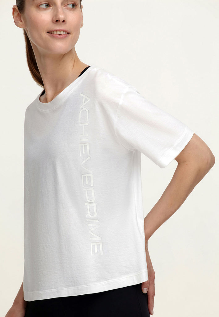 Serene T-Shirt - Weiß - AchievePrime 